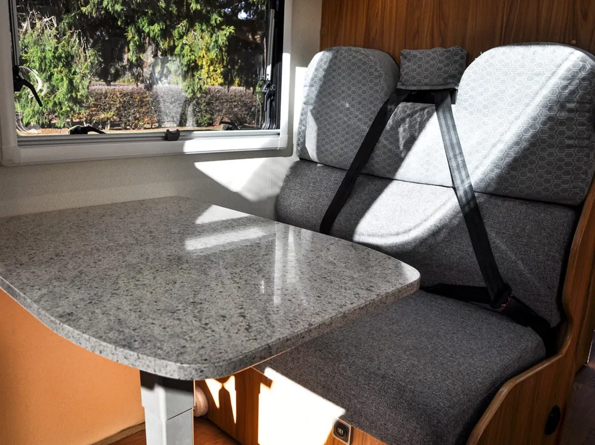 AR Premium Motorhome - Passenger Seats