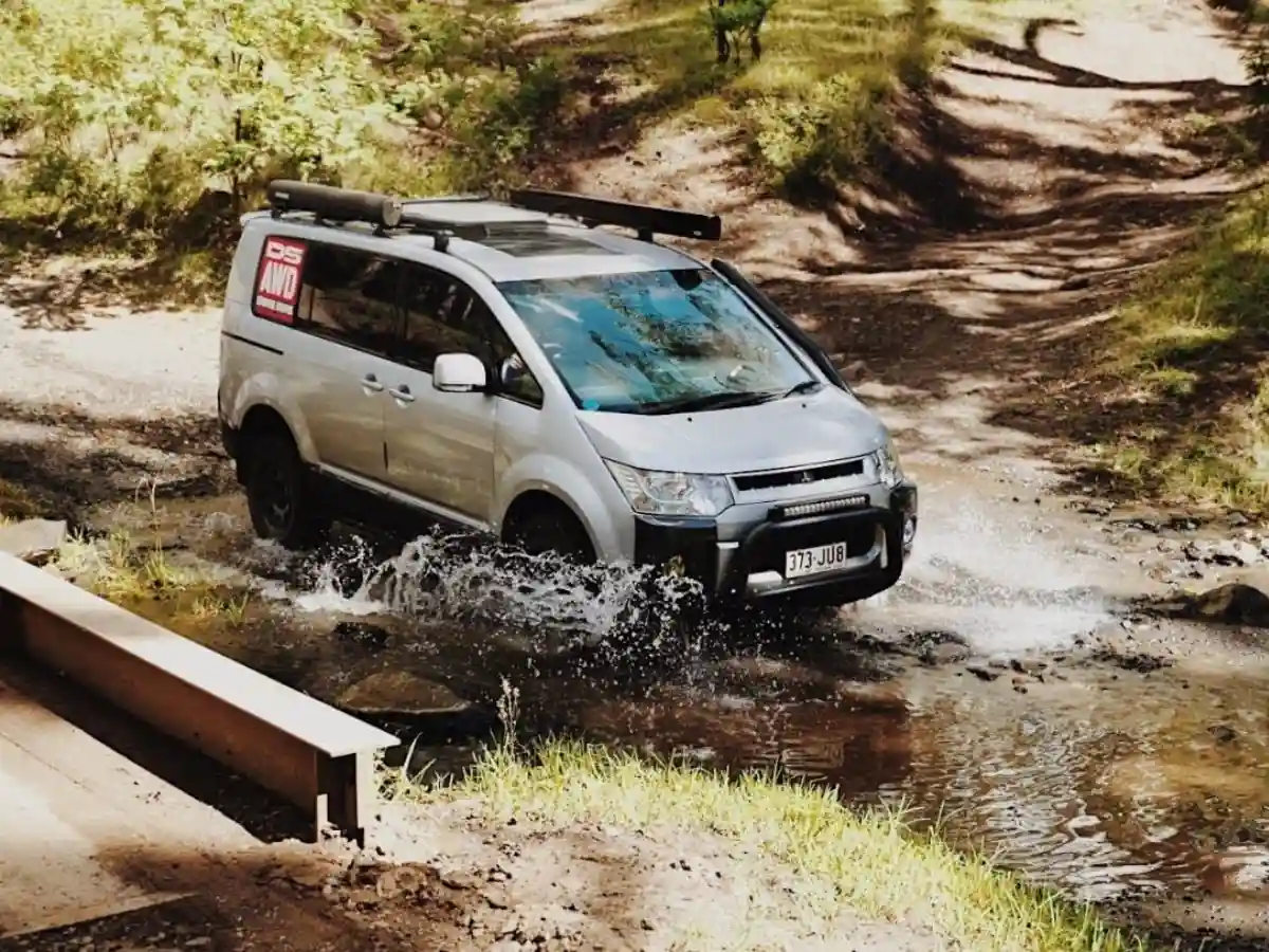 D5-4X4-Adventure-Camper Outdoor View
