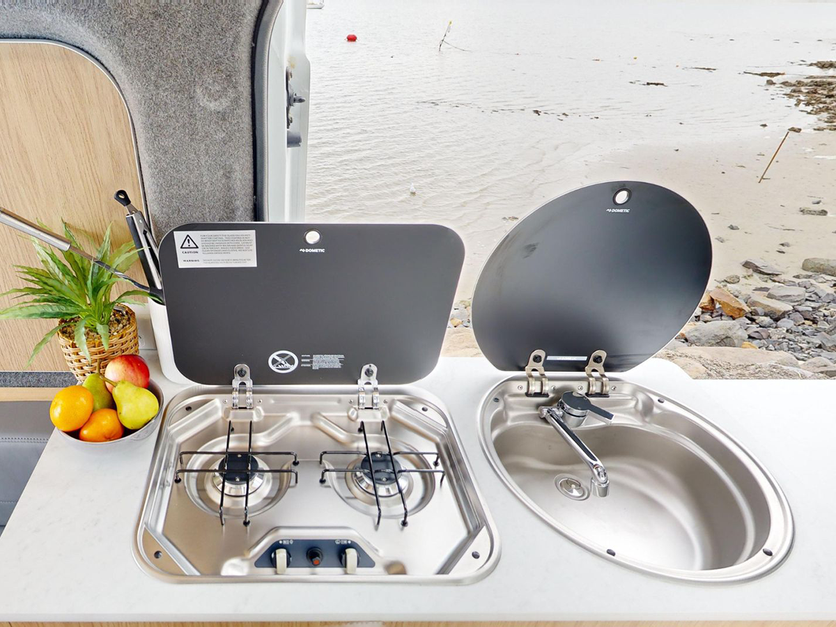 Cruisin 2 Berth Hitop - Kitchen stove and sink