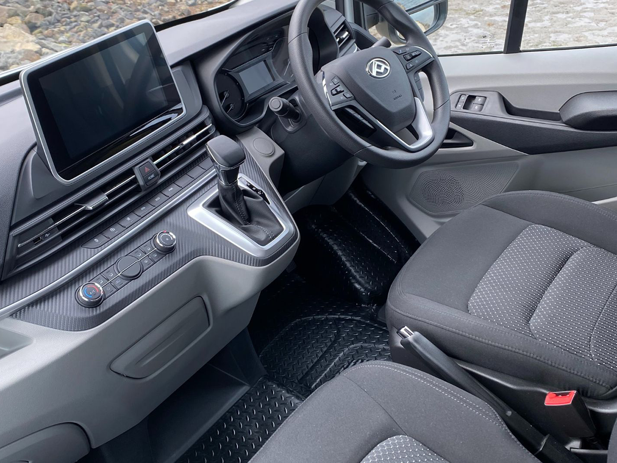 Rover 2 Berth - Drivers Cabin