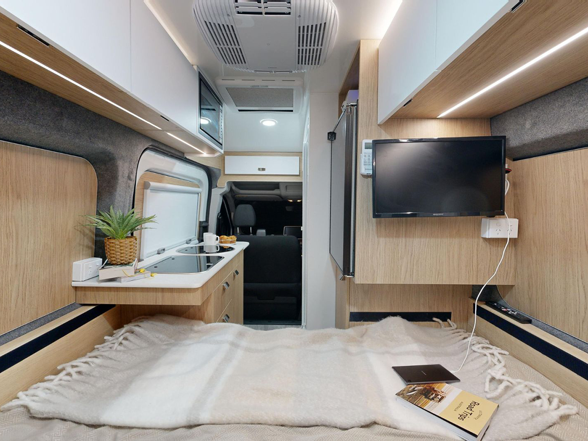 Rover 2 Berth - Night View Bed with TV