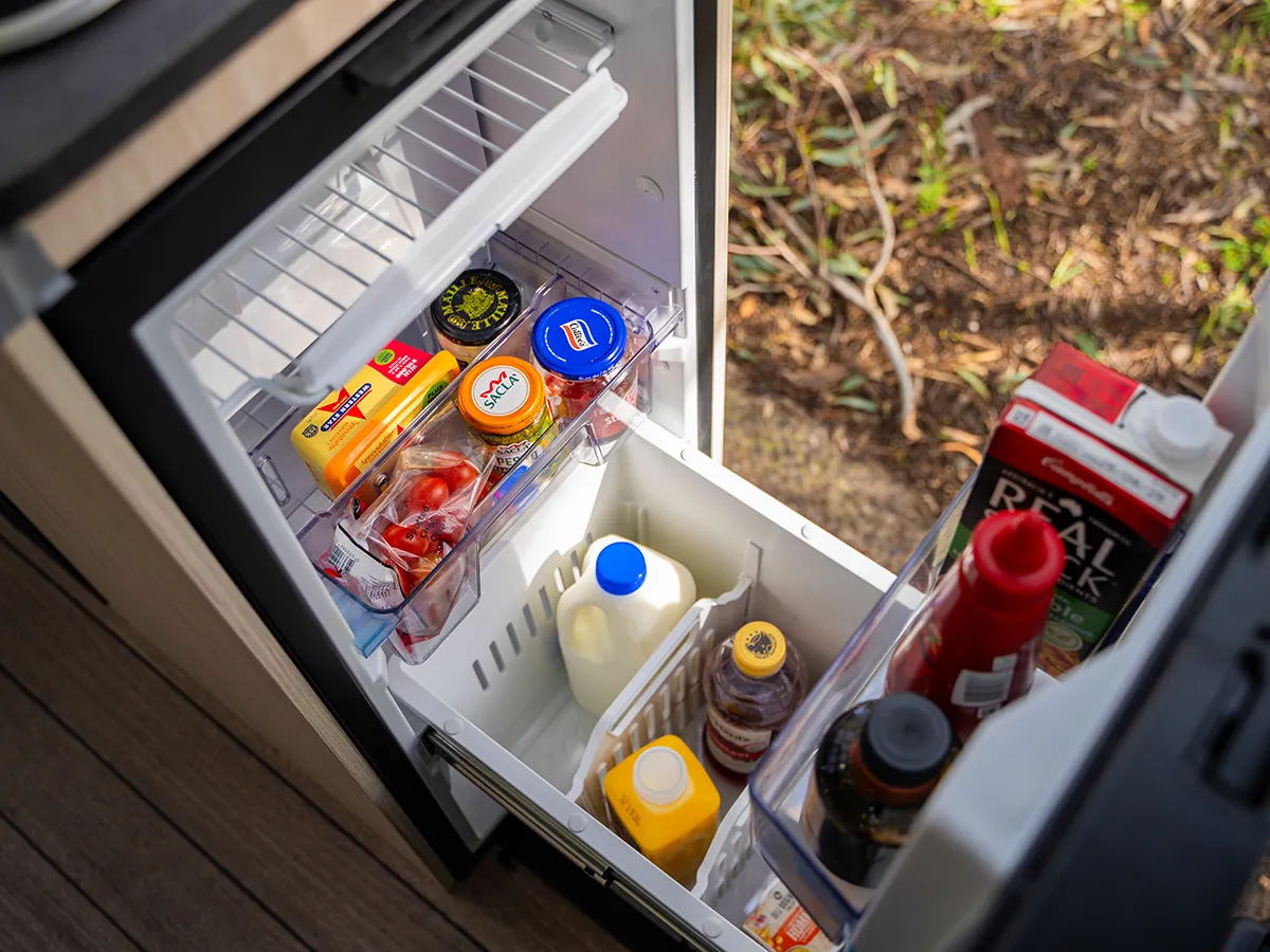 Active Compact Select Fridge