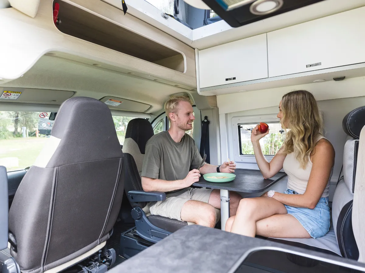 Active Pop Top Select Dinette