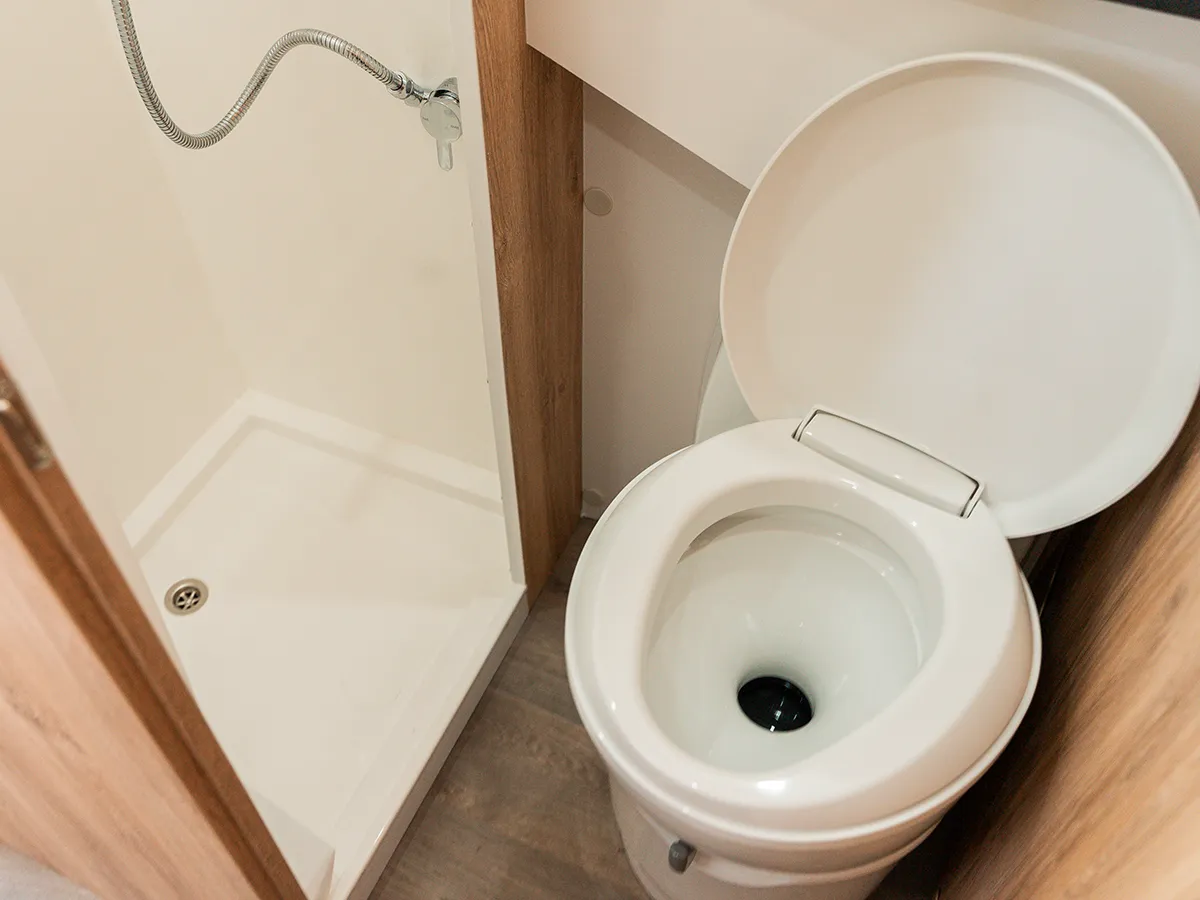 Active Standard Select Bathroom