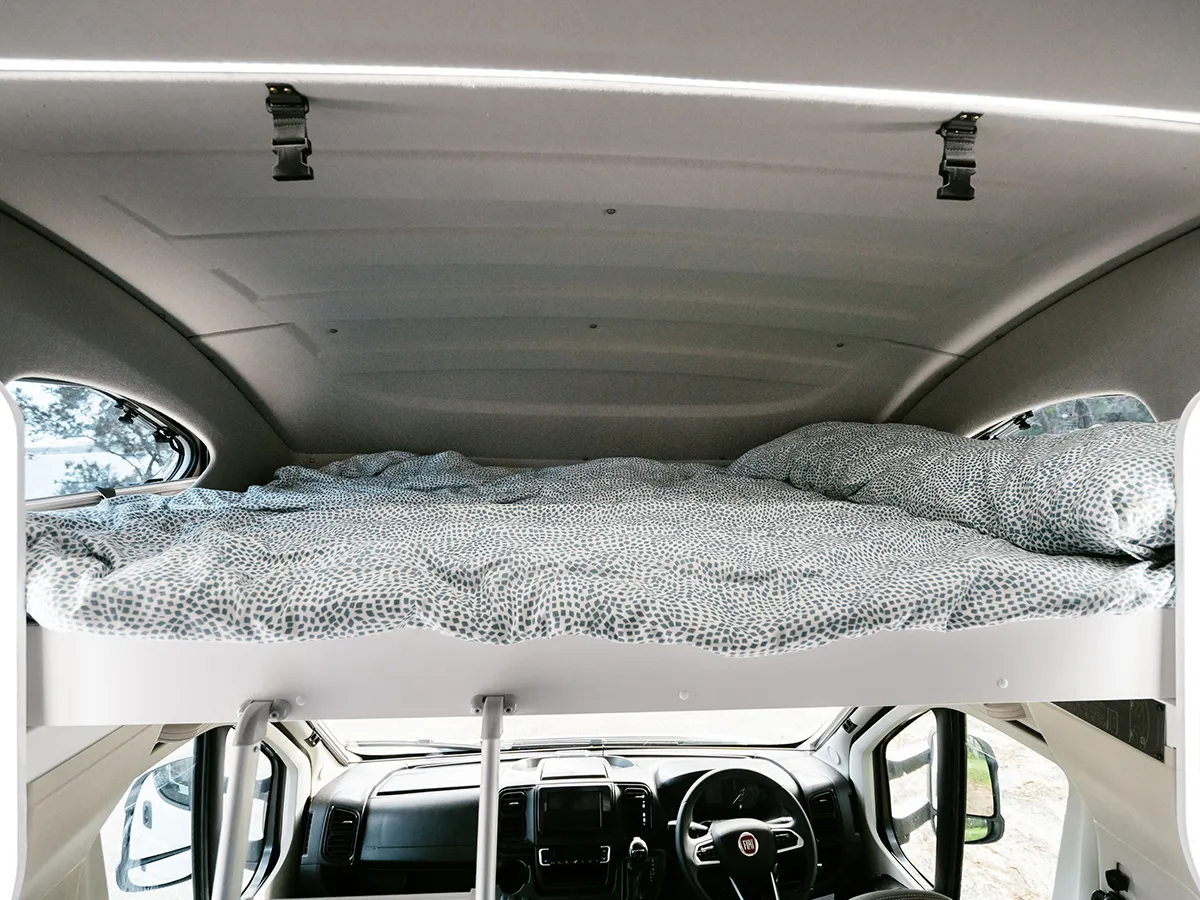 Comfort Family Select Overcab Double Bed
