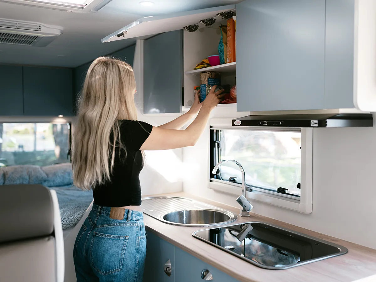 Comfort Family Select Overhead Storage