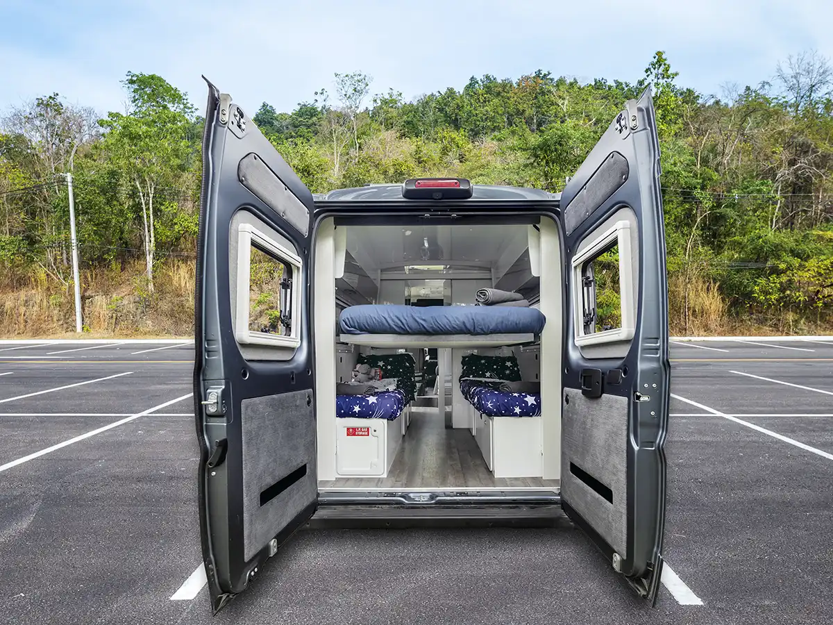 Polaris 2+2 - view from boot