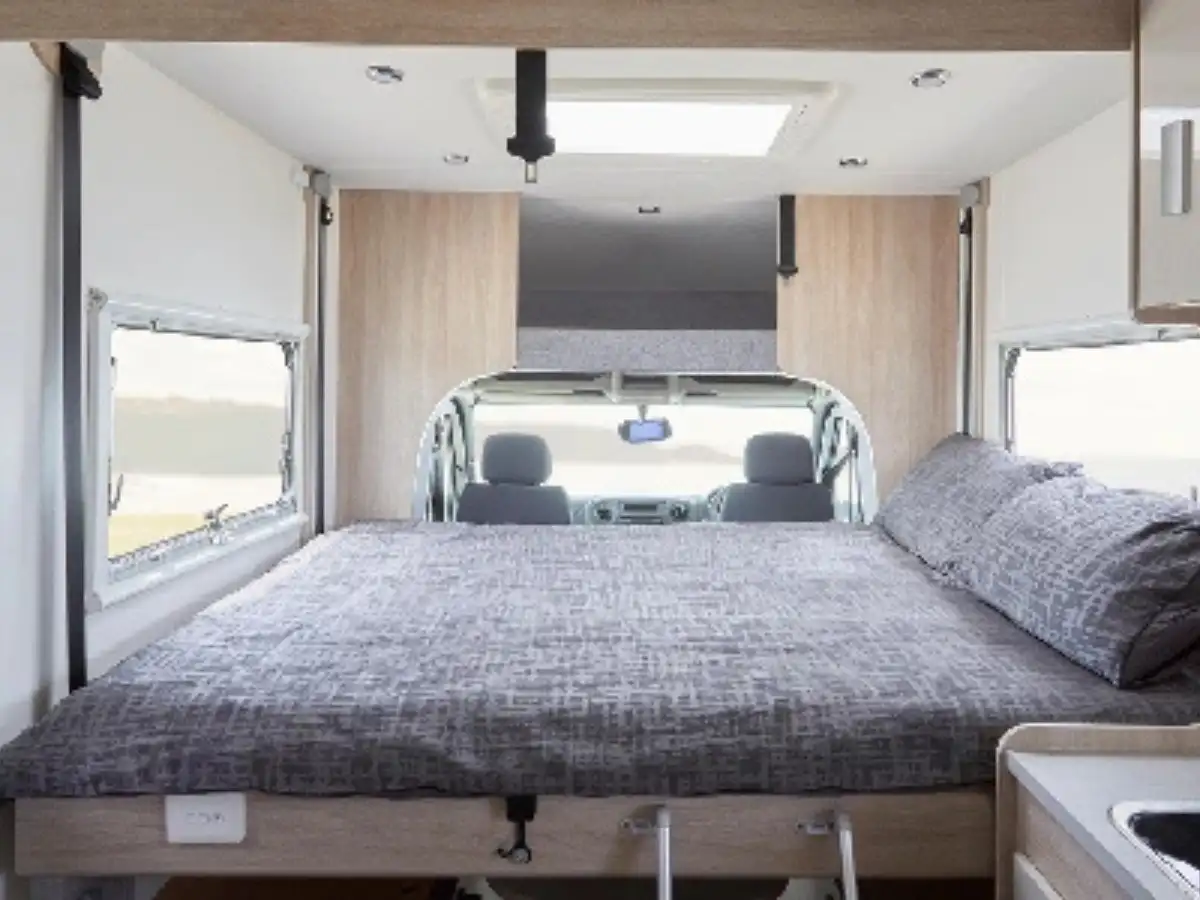 Roamer - Lift up Bed