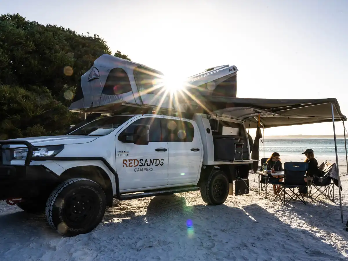5 Person 4WD Rooftop Camper - Beach Camping